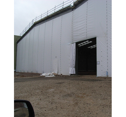 Flexiscreen® as a temporary external wall Flexiscreen® as a temporary external wall
