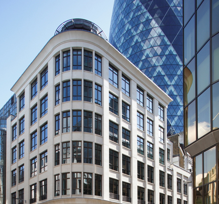 Reynaers systems feature on prestigious city development