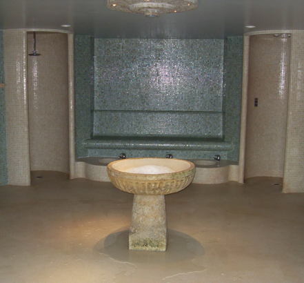 Warm bench footbaths plus feature showers Warm bench footbaths plus feature showers