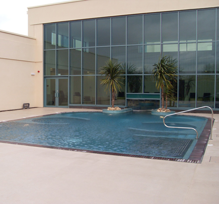 Outdoor vitality pool Outdoor vitality pool