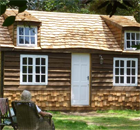 The Cozy Cottage chooses Western Red Cedar Shakes