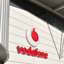 Seam metal roofing for Vodafone warehouse