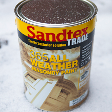 Extend paint projects into Autumn with Sandtex Trade