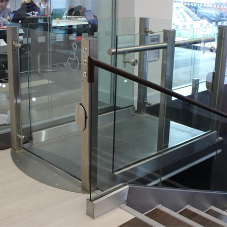 Open aspect platform lifts at Bank HQ