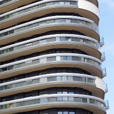 Schöck meets curved balcony challenge in Docklands