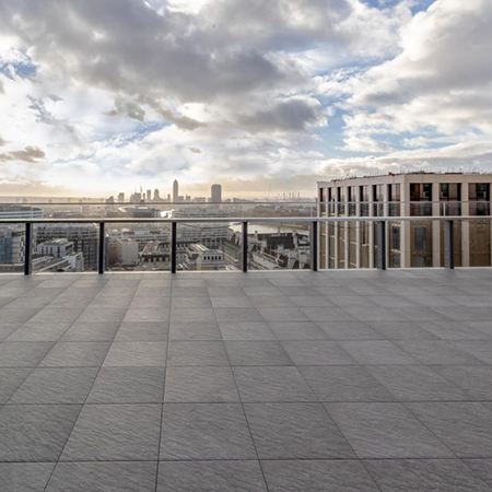 Porcelain paving for the stylish Southbank Place
