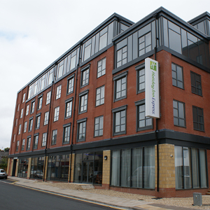 Kestrel work in partnership to deliver glazing solution for Holiday Inn