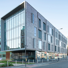 GEODE MX 52 Curtain Wall encloses New Science Annex at University of Manchester