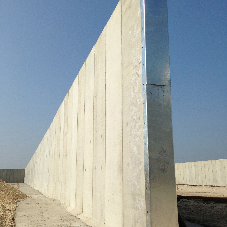 Shuttabloc retaining wall system