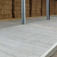 Fibre reinforced concrete for agricultural hardstanding