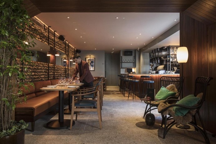 Brighton’s Burnt Orange Bar and Restaurant is Laid Back and Luxurious with Bespoke Silestone Surfaces