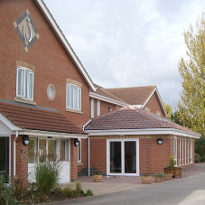 Fujitsu donates air conditioning system for hospice