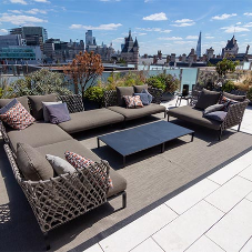 Wallbarn’s Balance pedestal paves the way for Lincoln Square terraces