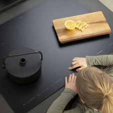 Kitchen trend: SCHOTT starts serial production for matte glass-ceramic cooktops