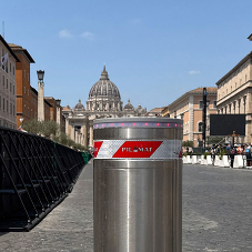 Pilomat bollards reinforce security in St. Peter’s Square Pilomat bollards reinforce security in St. Peter’s Square
