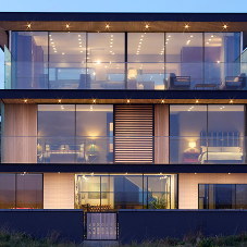 Schöck Isokorb  meets building overhang steel frame challenges