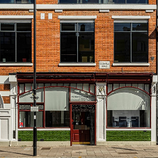 Experience premium washroom design and bring your ideas to life at Venesta’s new London showroom