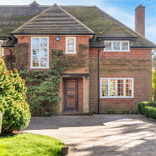 1930s family home refreshed with new EB20 metal windows