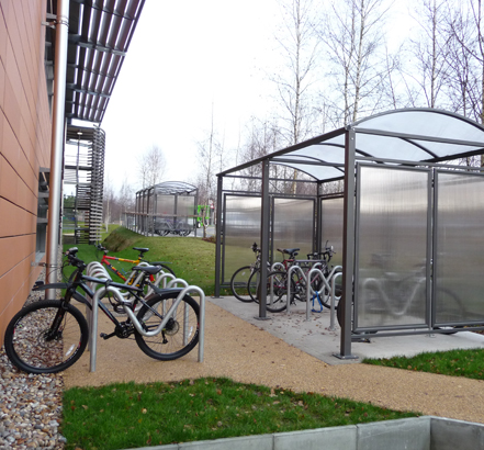 Route cycle shelter