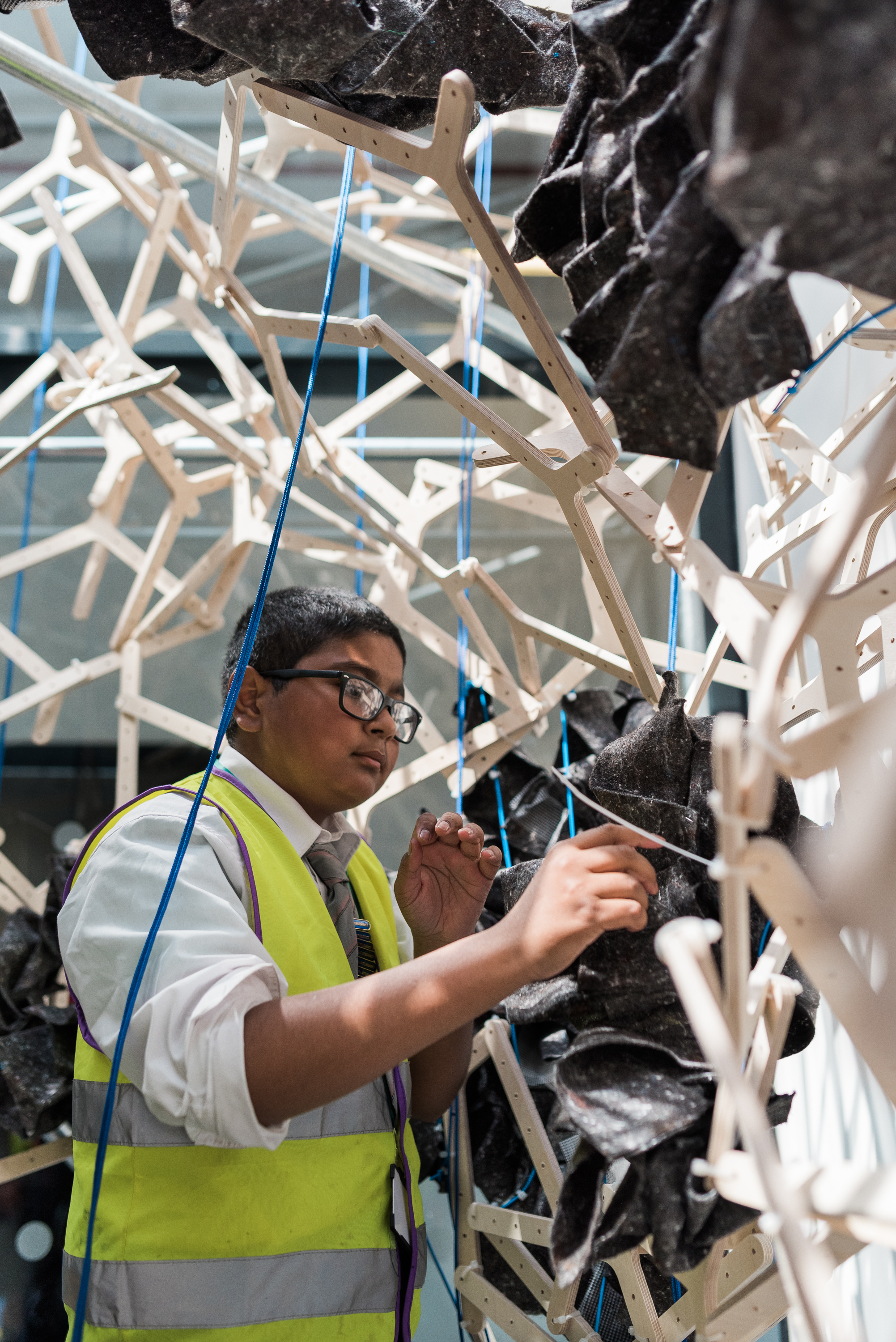 Roofing geotextile inspires students’ library design