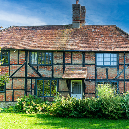 New replacement EB20 steel windows for Grade II listed home