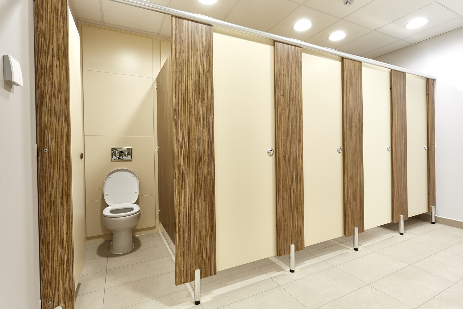 New washrooms for Global Food Producer
