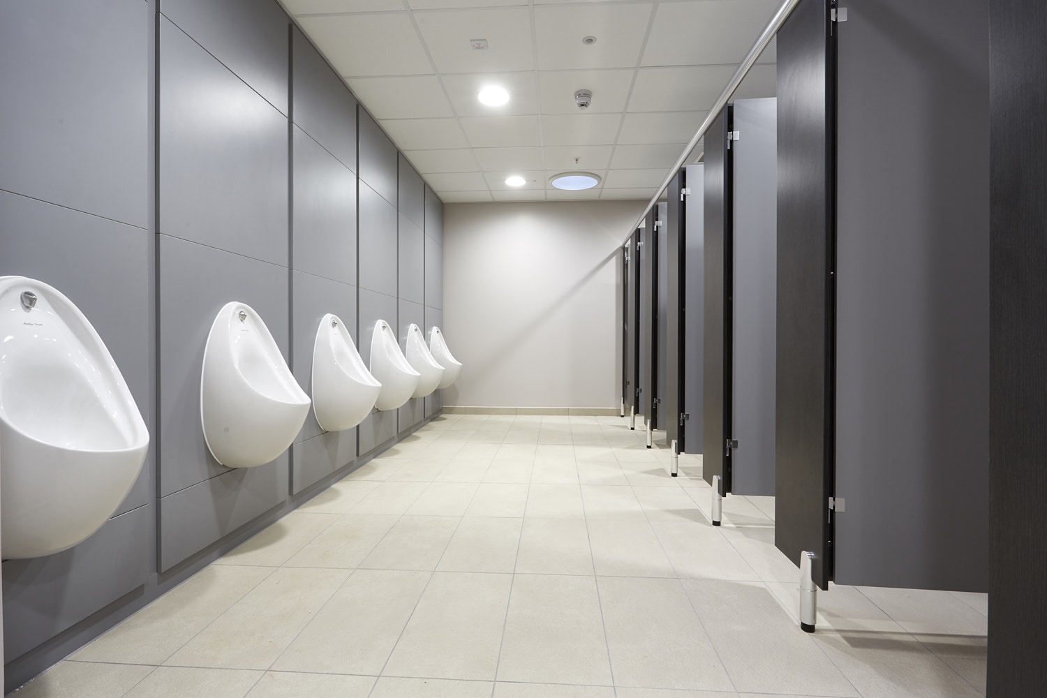 New washrooms for Global Food Producer