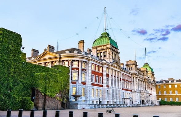 Dulux Trade Products Transform Churchill's Offices Into Flagship Government Department