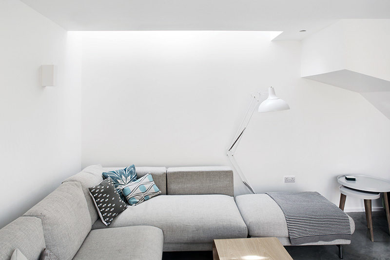 Effective light source for innovative split house concept