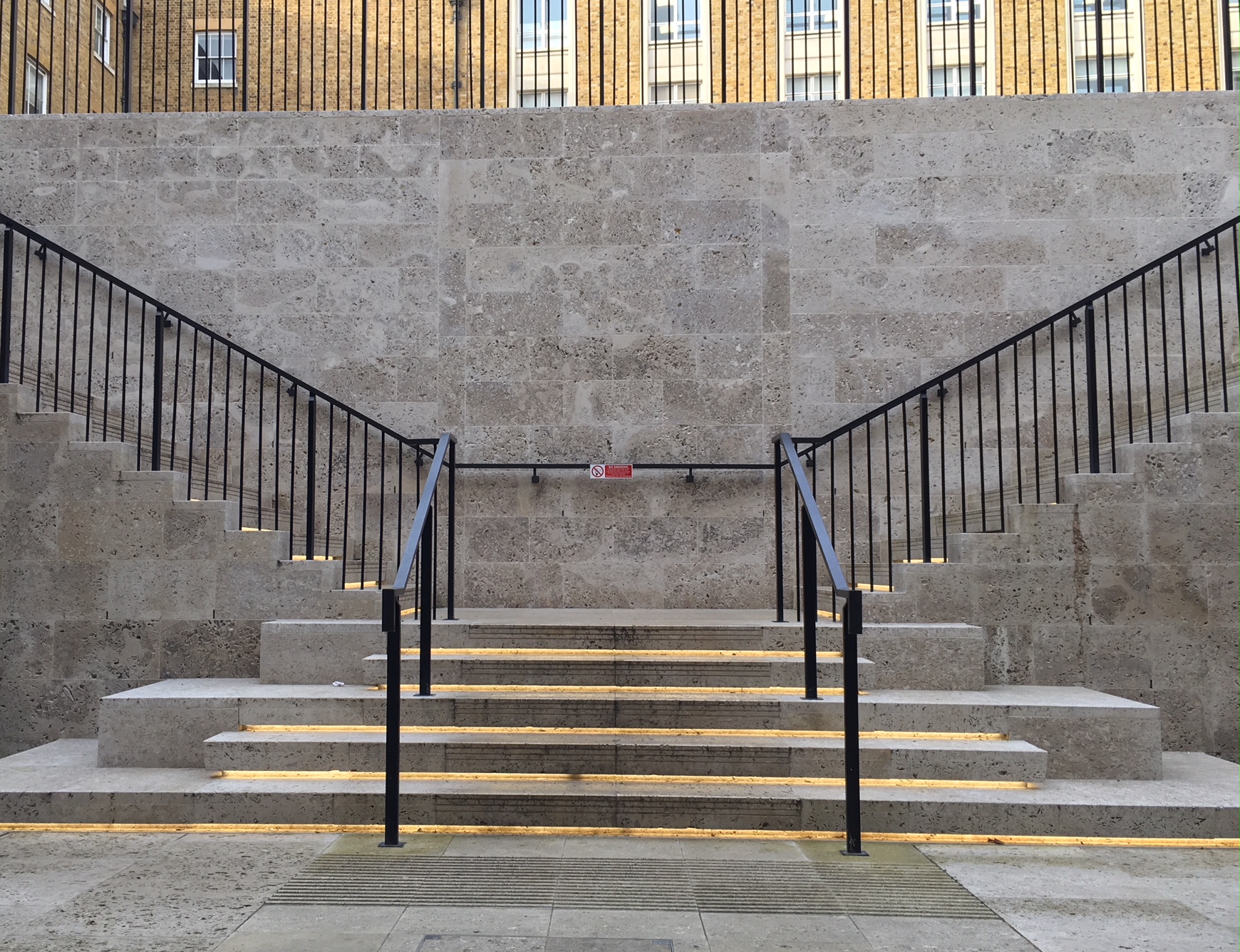 What’s the Best Portland Stone Bed for External Paving in the Modern Era?