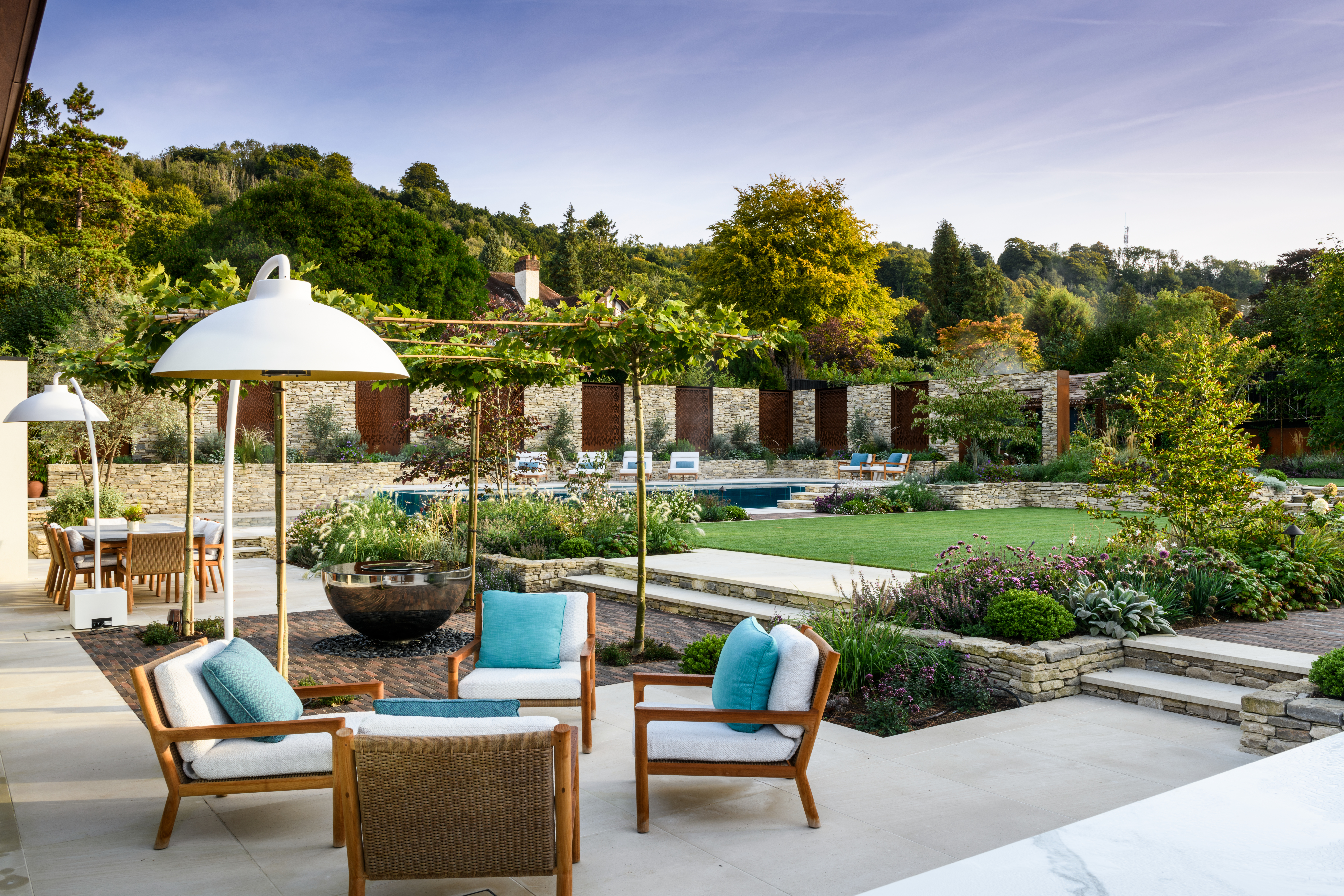 What’s the Best Portland Stone Bed for External Paving in the Modern Era?
