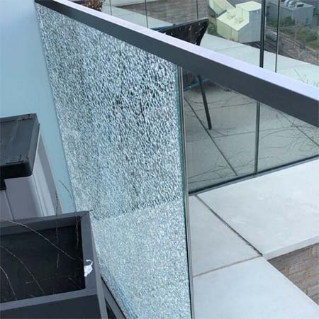 What are the main causes of glass breakage in balustrade systems? [BLOG]