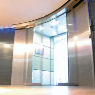 Gilgen curved sliding door solves architectural problems at Tate, St Ives