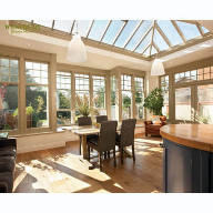 Spacious Orangery in Cambridgeshire