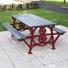 Heritage style street furniture for Walker Park