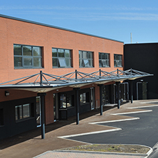 Broxap bespoke canopy for Keelman's Way School