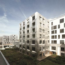 Simplicity and strength to Paris’ horizontal skyscraper