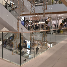 Glass balustrade system for John Lewis store