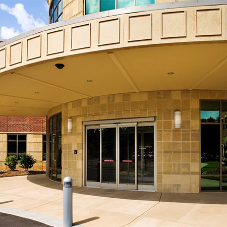 Attractive and functional entrance for medical centre