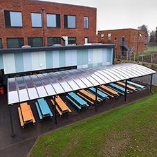 Outdoor dining shelter for Baysgarth School