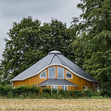 Natural slates for Cambridgeshire round house