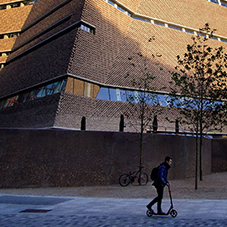 Discrete drainage at Tate Modern