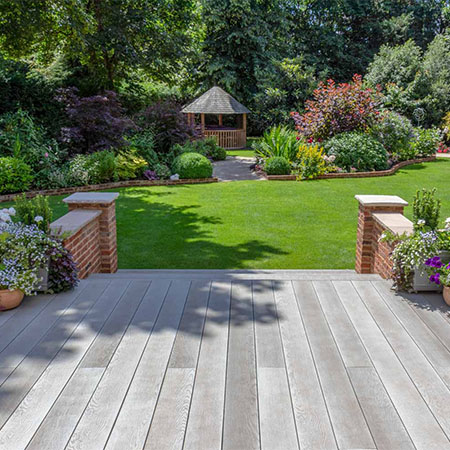 Composite decking for stunning Beech Cottage residence