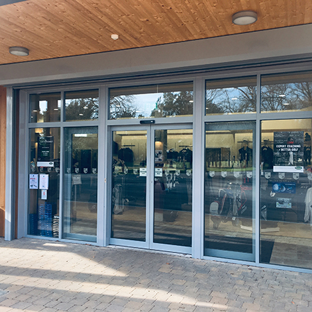 Stylish sliding doors create impressive entrance at Golf Club