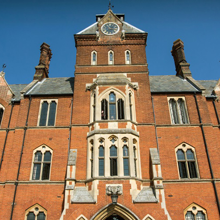 Stunning bespoke steel windows for Framlingham College