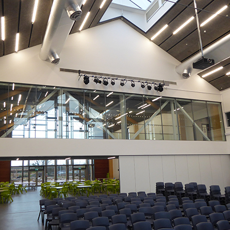 DORMA operable wall creates flexible space for Wokingham school