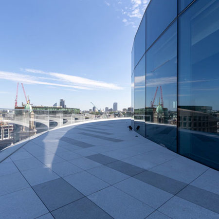 Adjustable PB pedestals for Goldman Sachs London HQ