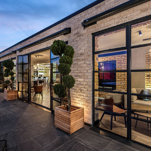 Clement steel screens create a sensational backdrop at Twickenham film studios