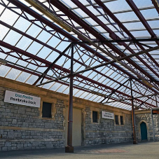 Non-fragile roofing for Pembroke Dock Station