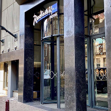 3-wing revolving door for the 4-star Radisson Blue Hotel in Amsterdam